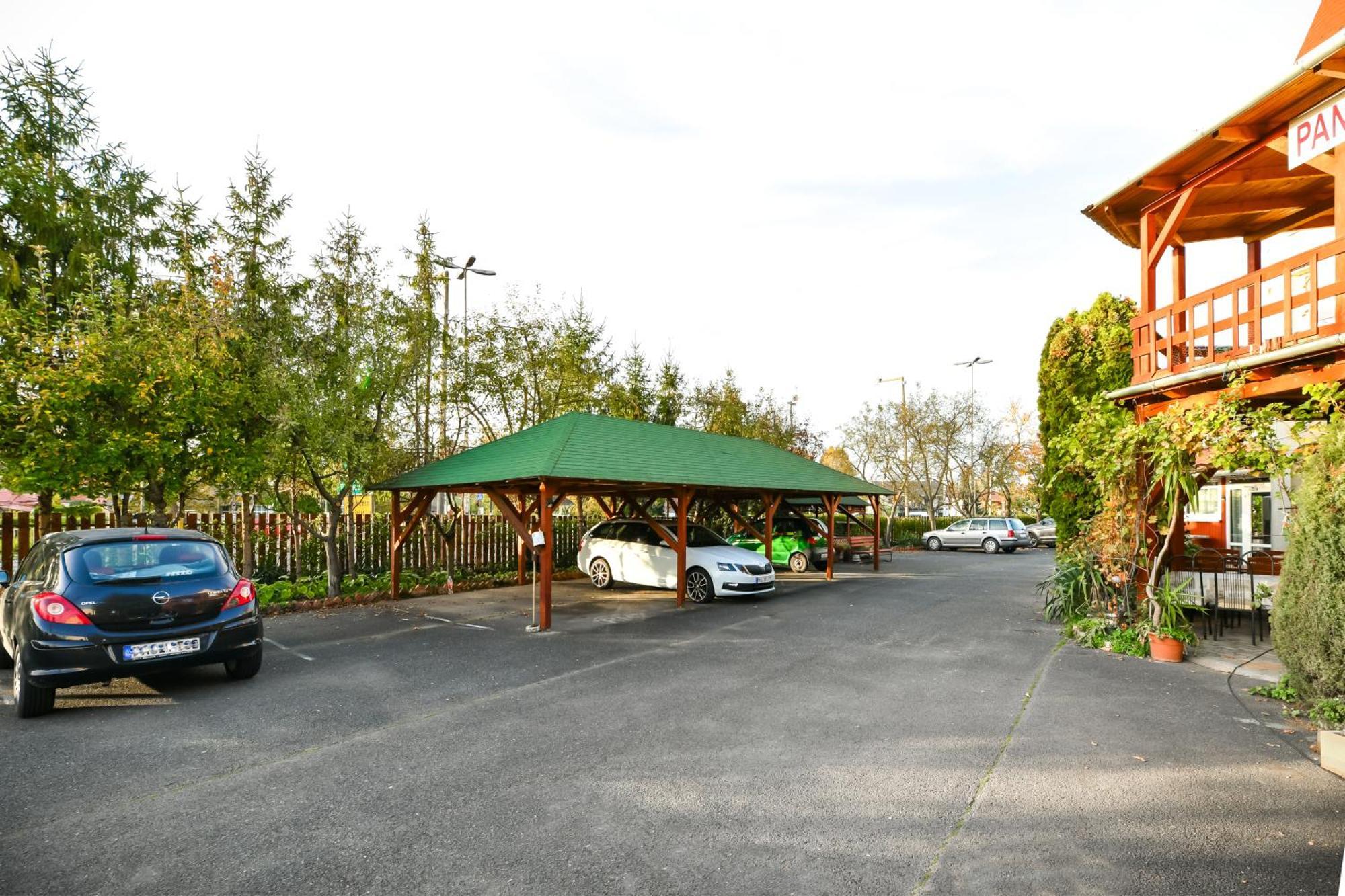 Laguna Panzio Szántód Екстериор снимка